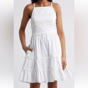 Lilly Pulitzer Angelynn dress in white - excellent condition. Sold out !!